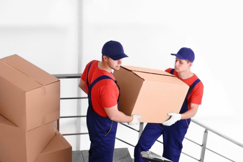 Professional packing and unpacking in a South Kensington apartment moving day