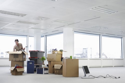 Removal van loading service for a South Kensington apartment move