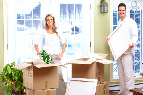 South Kensington man and van service for domestic and office transport