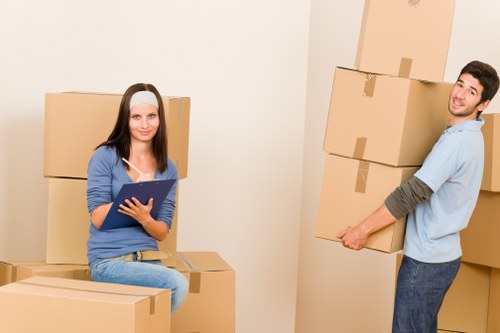 Residential packing service for a South Kensington flat with careful room-by-room setup